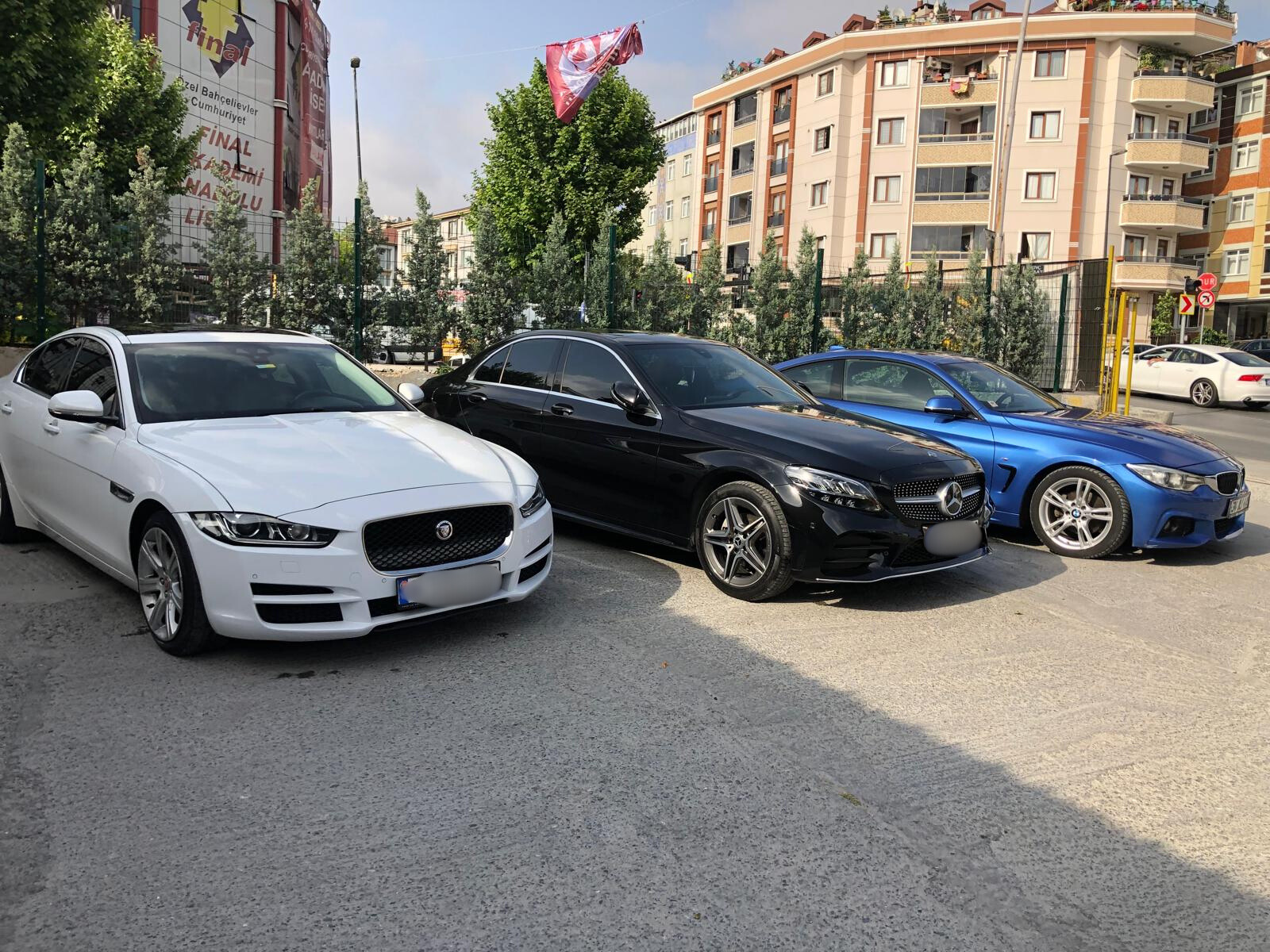 Hayrat Galeri Araç Koleksiyonu